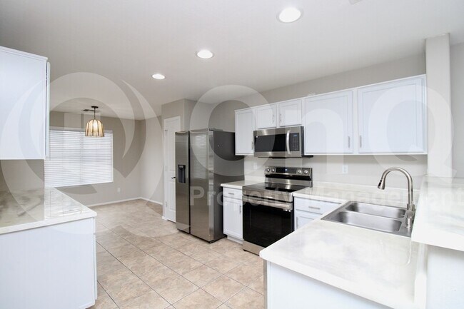 Foto del edificio - 21304 Shelby Ct
