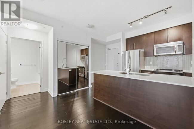 Photo du bâtiment - 4011 Brickstone Mews