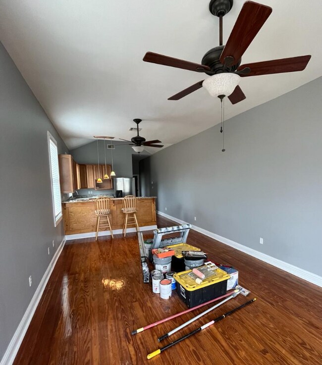 541 4th St, Gretna, LA 70053 Room for Rent in Gretna, LA