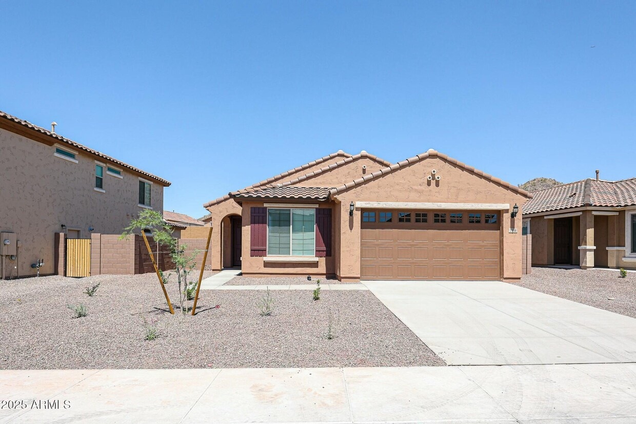 Primary Photo - 7134 W Bent Tree Dr