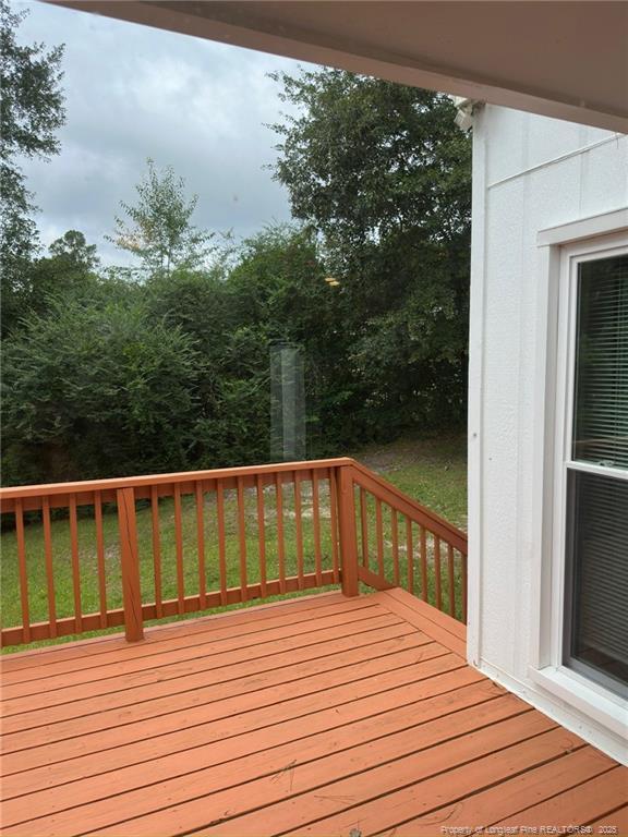 Building Photo - 5960 Laguna Dr