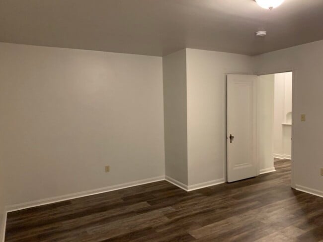 Bedroom 1 - 3071 Meadowbrook Blvd
