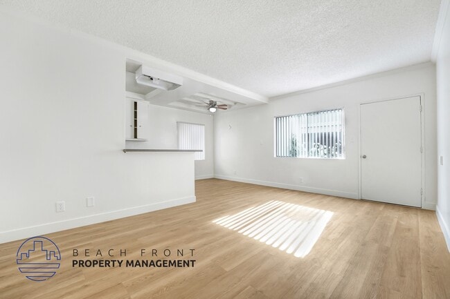 Foto del edificio - 6352 Cedar Street