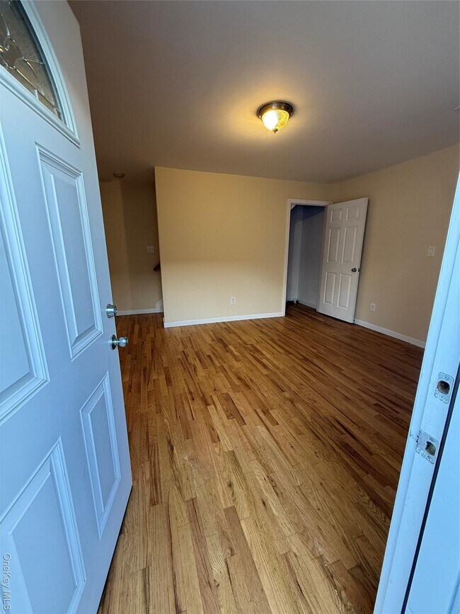 Foto del edificio - 2173 Jackson Ave