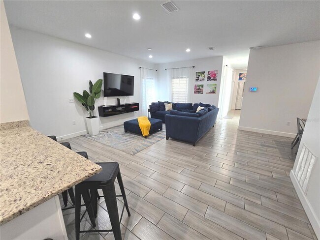 Building Photo - 4663 Conley St