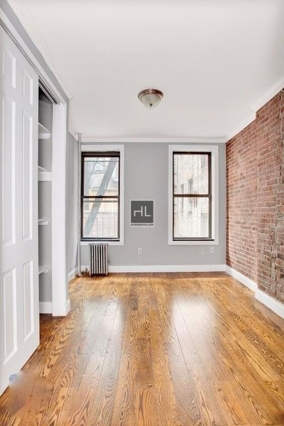 Foto principal - Second Avenue