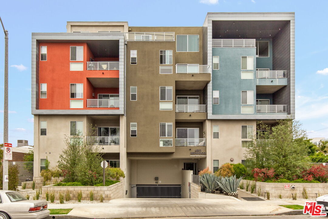 4211 Redwood Ave Unit 310, Los Angeles, CA 90066 Apartment for Rent
