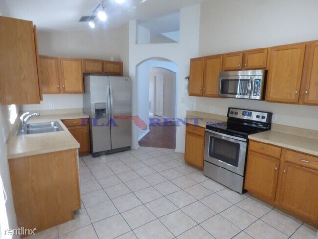 Building Photo - 3 br, 2 bath House - 696 EAGLE POINTE S,