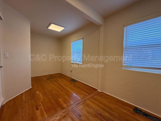 Foto del edificio - 617 Water St