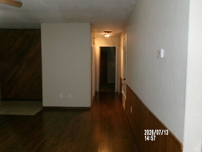 Foto del edificio - 409 1/2 NW pecan Avenue
