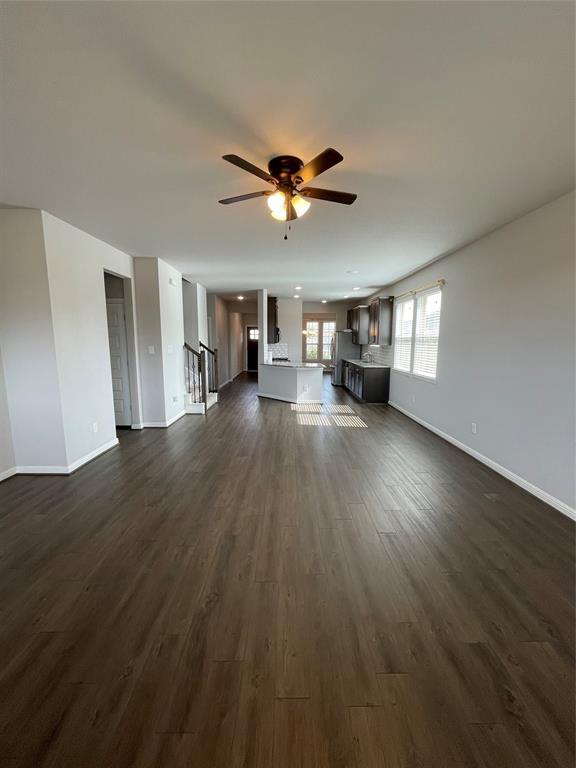Foto del edificio - 7818 Tindarey Maple Trace
