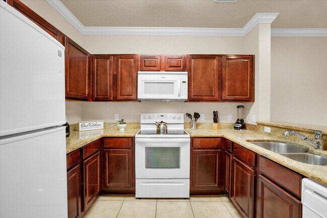 Building Photo - 8010 Tuscany Way