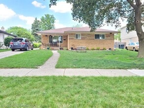 Building Photo - 15640 Arbor Pl