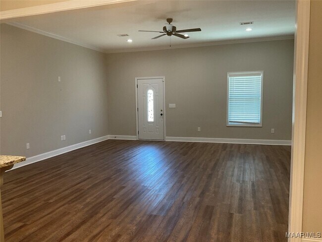 Foto del edificio - 160 Indian Ln