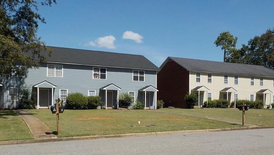 Primary Photo - 2700 Doncaster Dr