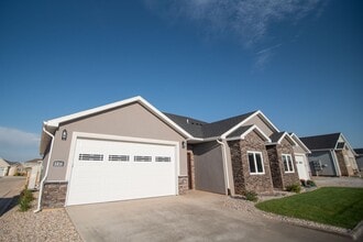 Building Photo - 4328 Beech Street