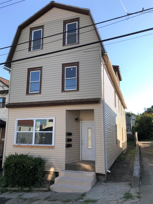 114 Elk St Unit 2, WilkesBarre, PA 18706 Apartment for Rent in