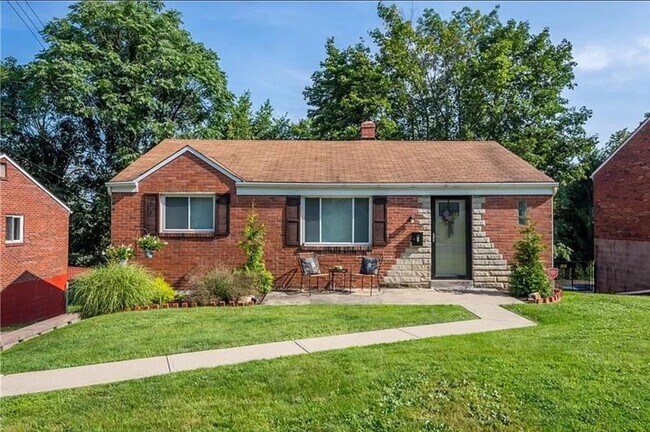 Building Photo - 719 Rose Ln