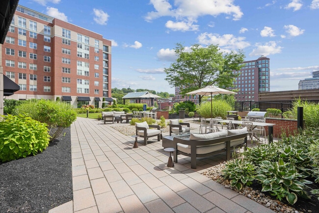 Center Place - Center Place Apartments