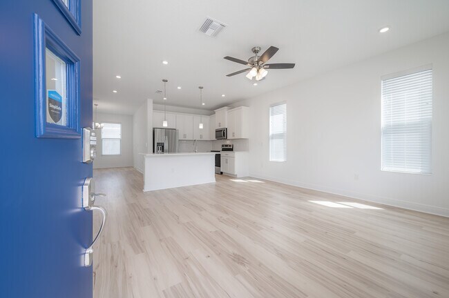 Foto del edificio - 2703 W Fig St