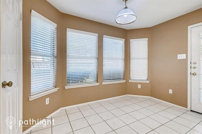 Building Photo - 1801 Pecan View Dr, Garland, TX, 75040