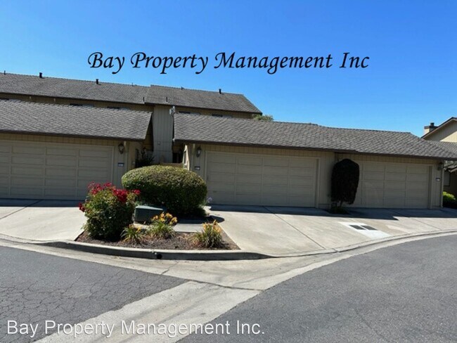 Building Photo - 3 br, 2.5 bath House - 1860 - 5 Cherokee Dr