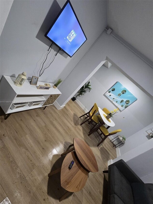 Foto principal - 845 NW 3rd St