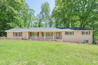 Building Photo - 113 S Folkshire Ct