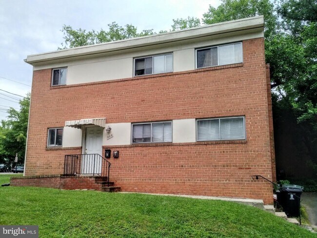 Foto del edificio - 3316 13th St N