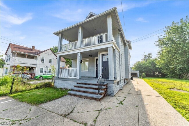 Building Photo - 3229 W 32nd St