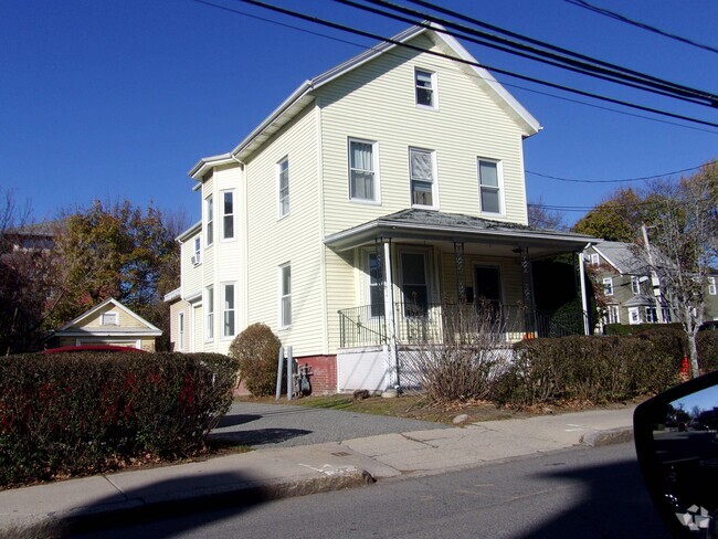 Building Photo - 76 Curtis St