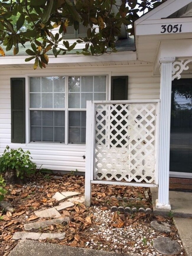 Building Photo - 3051 Brigantine Dr Pensacola, FL 32526 Ask...