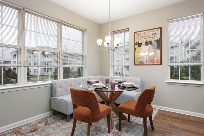 Building Photo - Greene 750 at Bear Tavern (NEW)