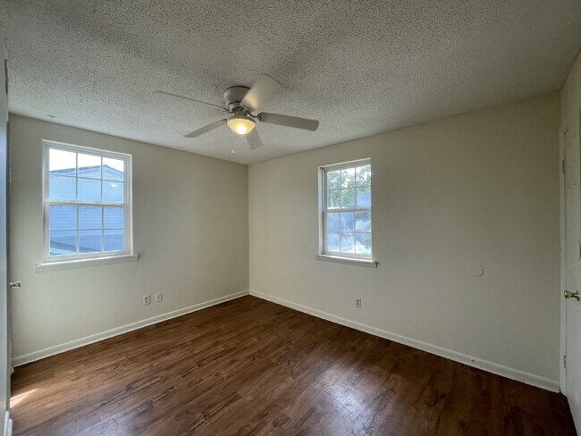 Foto del edificio - Apartment for Rent