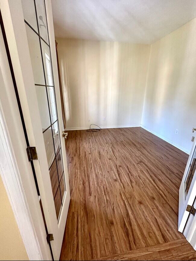 Building Photo - 812 Fox Ridge Trail