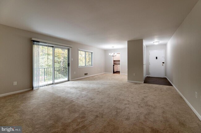 Foto del edificio - 10619 Weymouth St #202, Bethesda, MD 20814