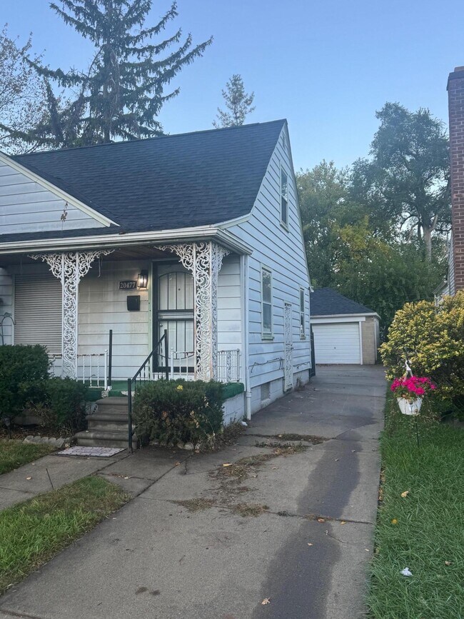 Building Photo - 20477 Manor