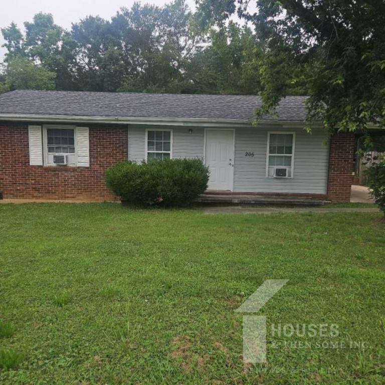 Primary Photo - 205 Havendale Dr