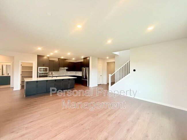 Foto del edificio - 5674 N 87th Ave