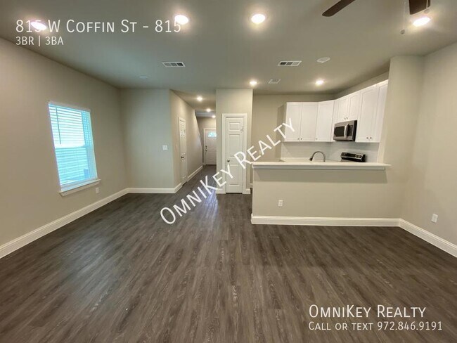 Foto del edificio - 813-815 W Coffin St