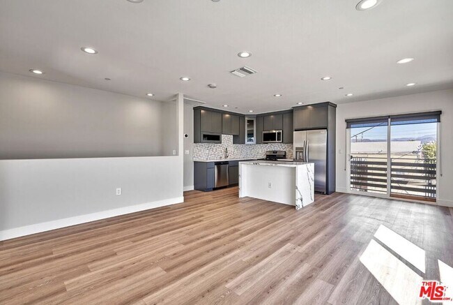 Foto del edificio - 4507 Lomita St