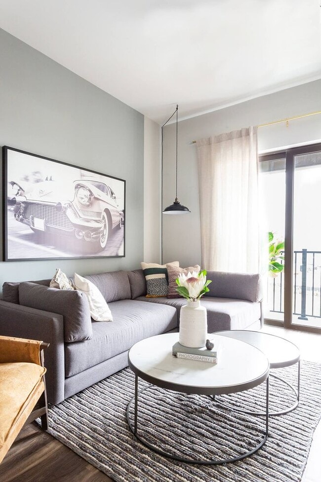 Interior Photo - Axel Brewers Hill