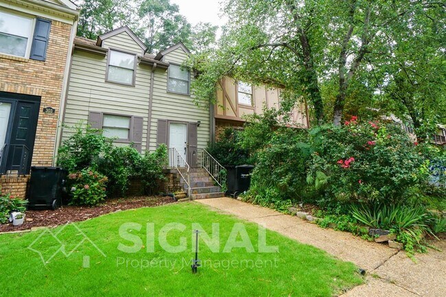 Foto del edificio - 302 Old Rocky Ridge Ln