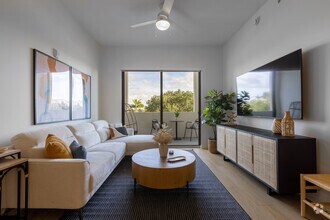 1BR, 1BA - 718SF - Living Room - South Pointe Apartments