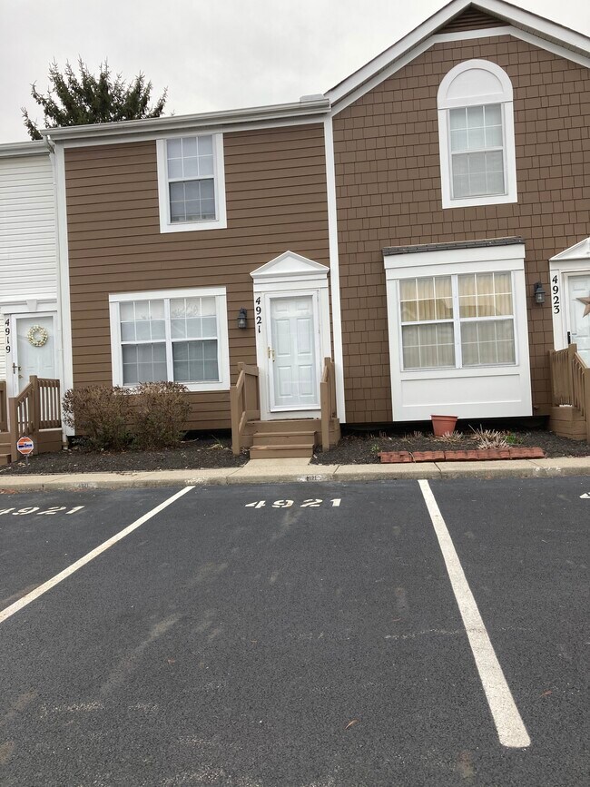 Front Entrance - 4921 Stoneybrook Blvd