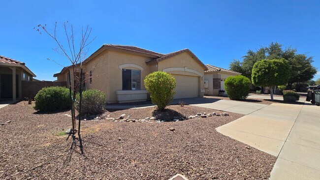 Building Photo - 12523 W Estero Ln