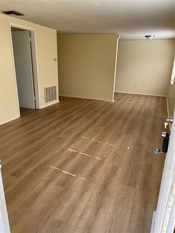 Building Photo - 5551 Silver Spur Dr