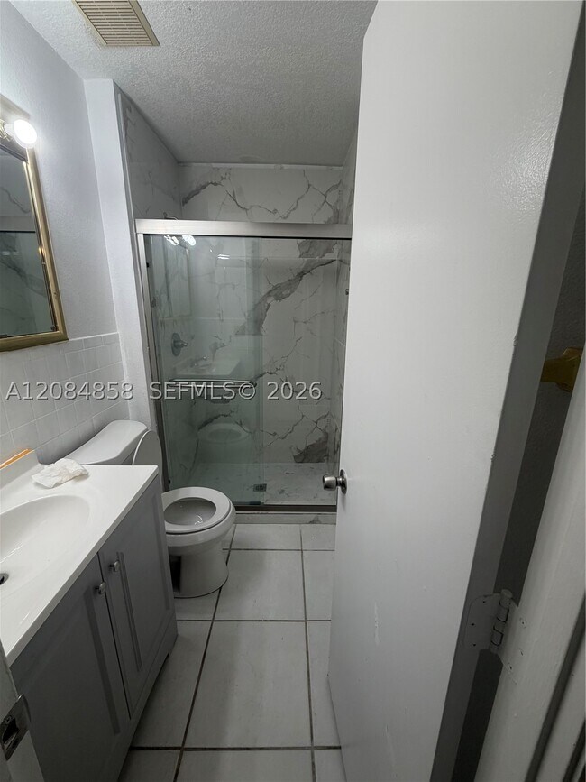 Foto del edificio - 5705 Stonington Way