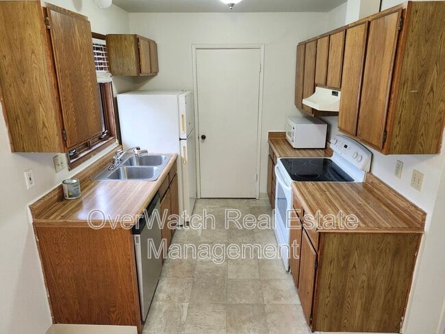 Foto del edificio - 8116 Boundary Ave