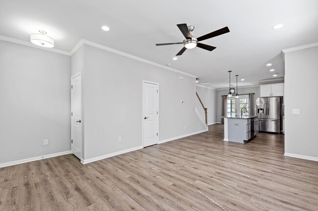 Foto del edificio - Stunning Duplex Minutes to Downtown Durham!